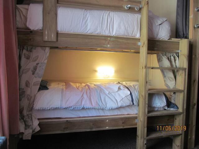 Les Fleurs Accommodation ドーバー エクステリア 写真